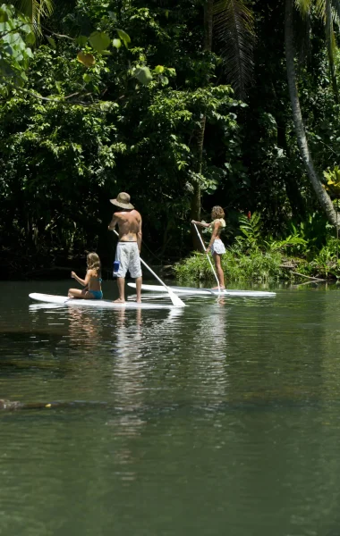 Session paddle sur la rivière de Faaroa © Tahiti Tourisme