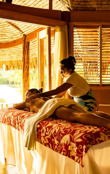 Massage ©_Grégoire Le Bacon